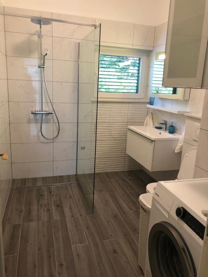 Sabina Apartments Omis Bagian luar foto